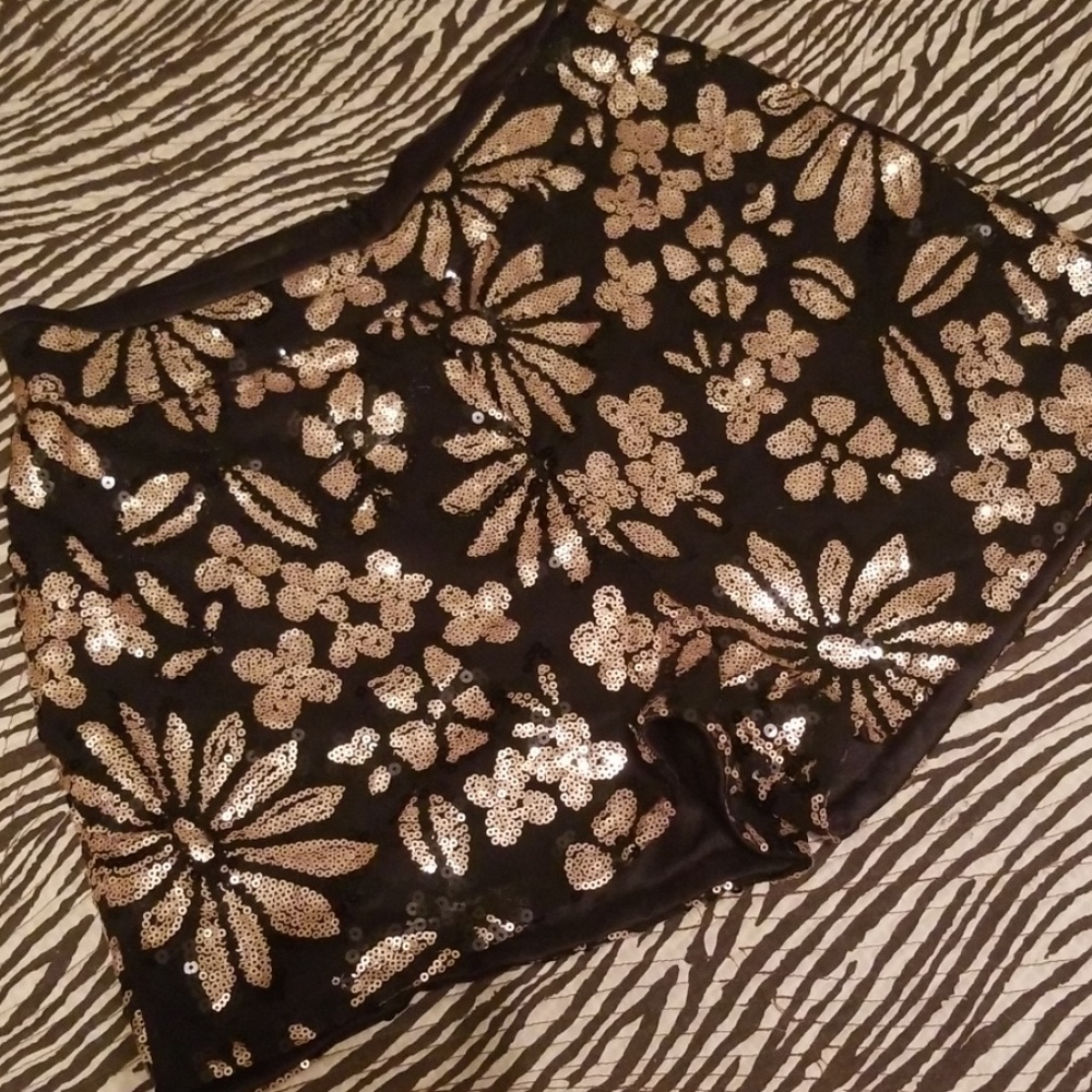 HIGH WAISTED SEQUIN SHORTS